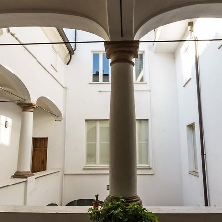 Appartement Lo Specchio à Parme Extérieur photo